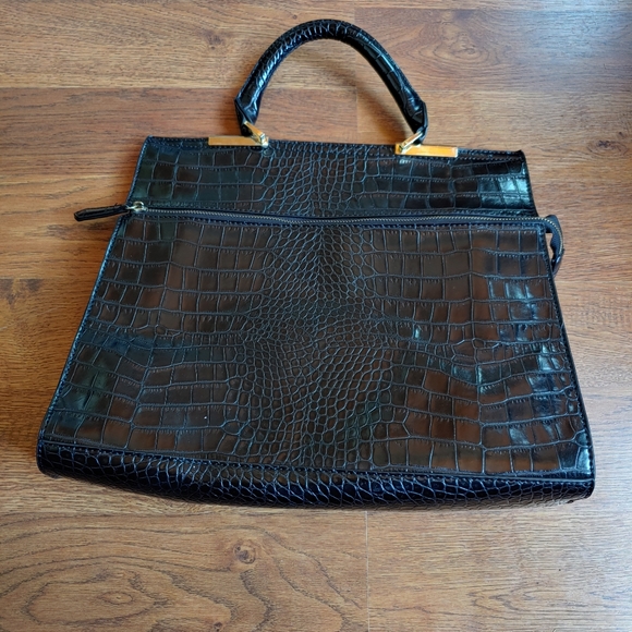 Purse - Picture 4 of 7